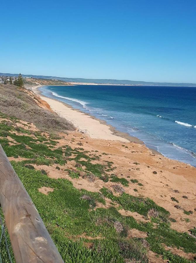 Moana Beach Tourist Park Extérieur photo